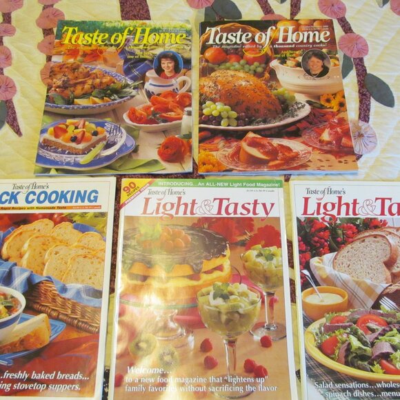 Lot of 5 Taste of Home & Light & Tasty Magazines Recipes Excellent Condition - Picture 2 of 16
